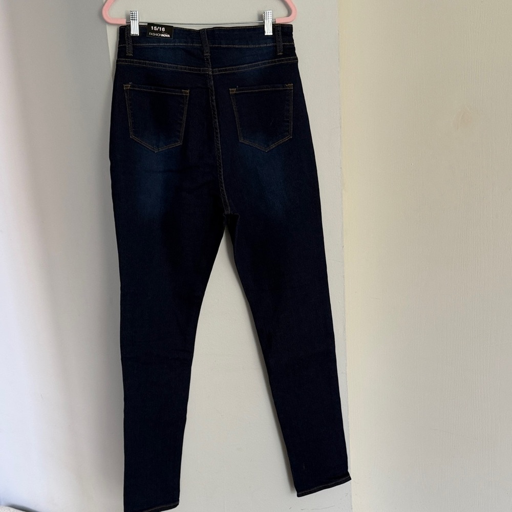 Fashion Nova Dark Blue High-Rise Skinny Jeans, Size 15/16 - Picture 3 of 3
